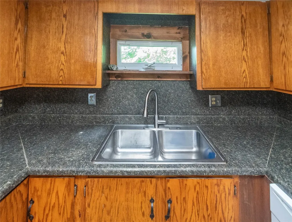 48 Petit Avenue Kingston NY 12401