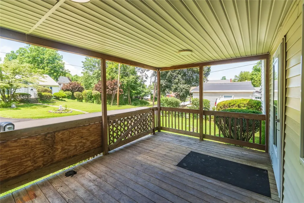 48 Petit Avenue Kingston NY 12401