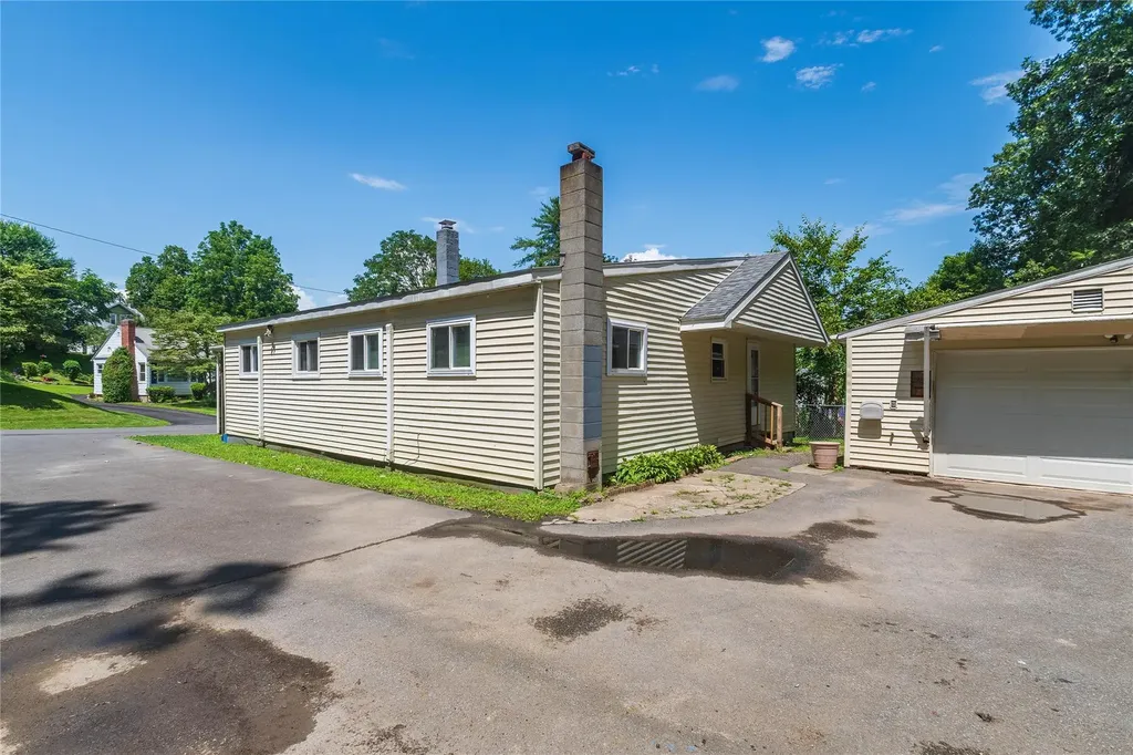 48 Petit Avenue Kingston NY 12401