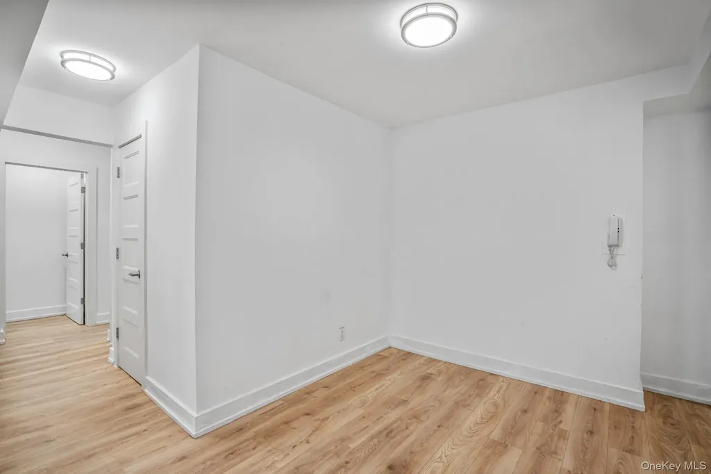142-20 Franklin Avenue Flushing NY 11355