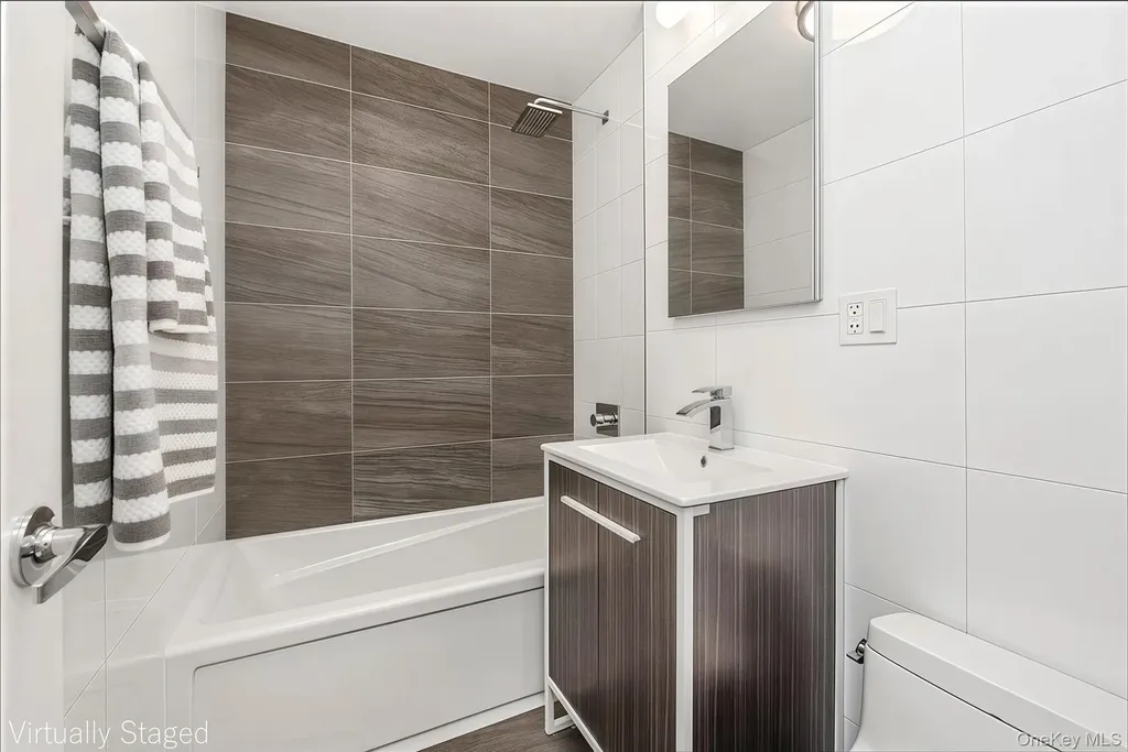 142-20 Franklin Avenue Flushing NY 11355