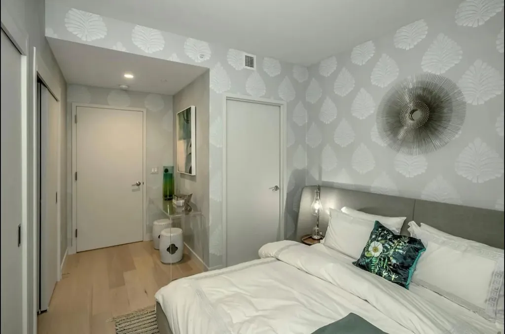 131-01 40th Road Flushing NY 11354