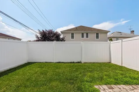 111 Gainsborg Avenue E West Harrison NY 10604