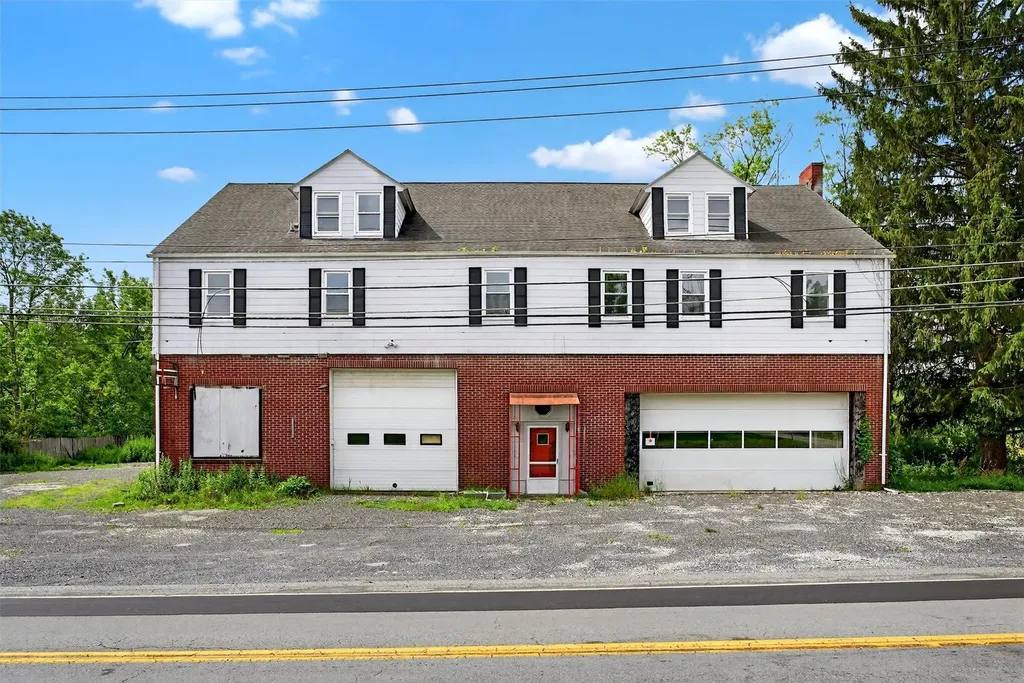 2213 Mount Hope Road Middletown NY 10940