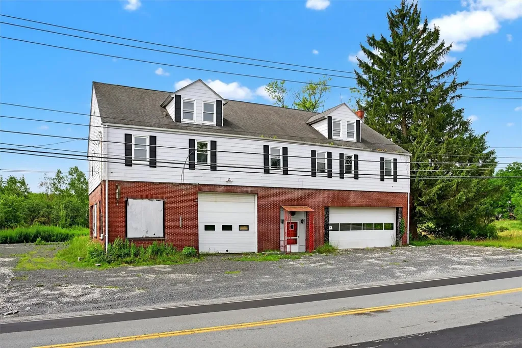 2213 Mount Hope Road Middletown NY 10940