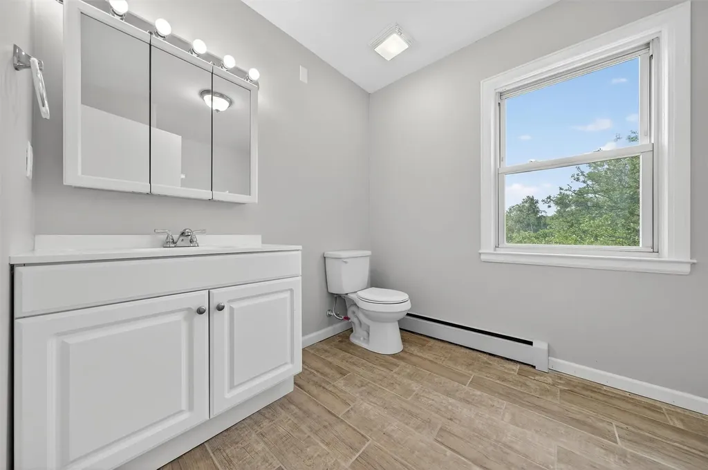 2213 Mount Hope Road Middletown NY 10940