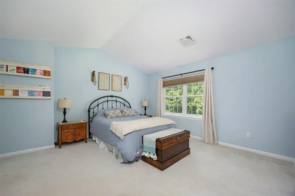 251 Pinebrook Drive Hyde Park NY 12538