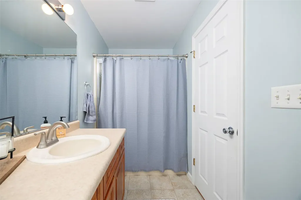 251 Pinebrook Drive Hyde Park NY 12538