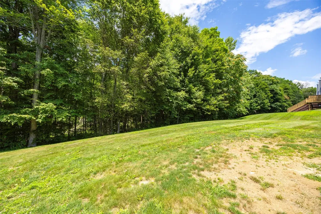 251 Pinebrook Drive Hyde Park NY 12538