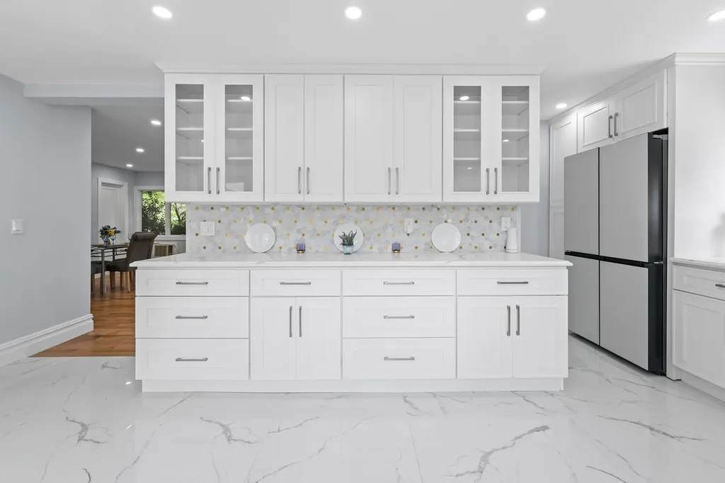 2754 Natta Boulevard Bellmore NY 11710