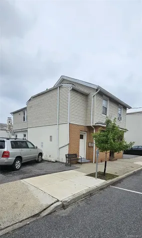 421 Fifth Avenue Pelham NY 10803