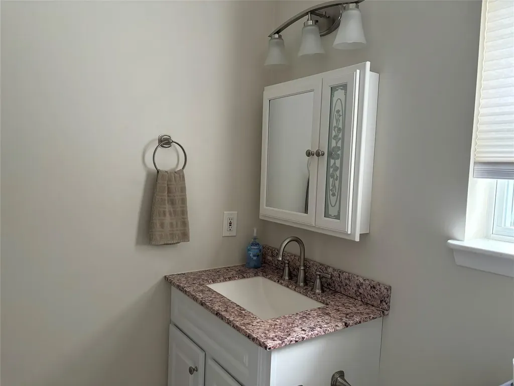 316 Whittier Drive Mastic Beach NY 11951