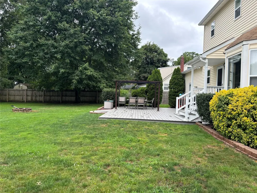 316 Whittier Drive Mastic Beach NY 11951