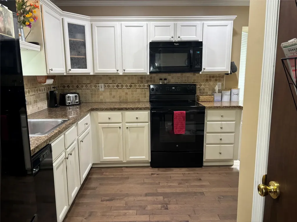 316 Whittier Drive Mastic Beach NY 11951