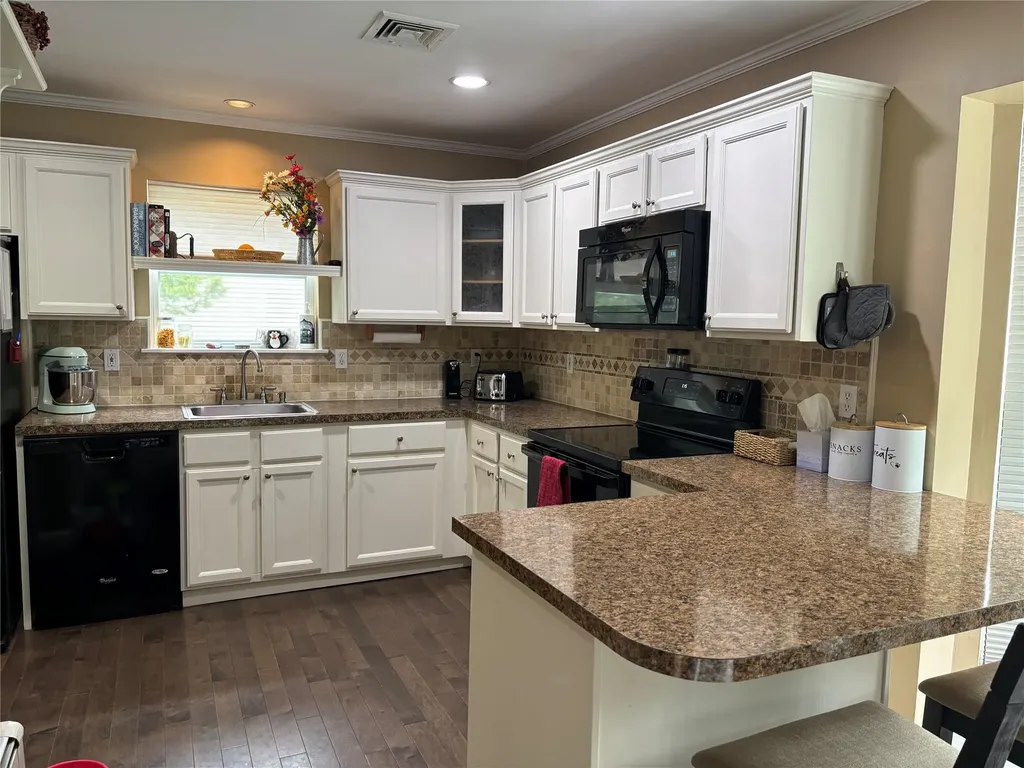 316 Whittier Drive Mastic Beach NY 11951