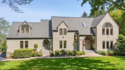 30 Manor Road Patterson NY 12563
