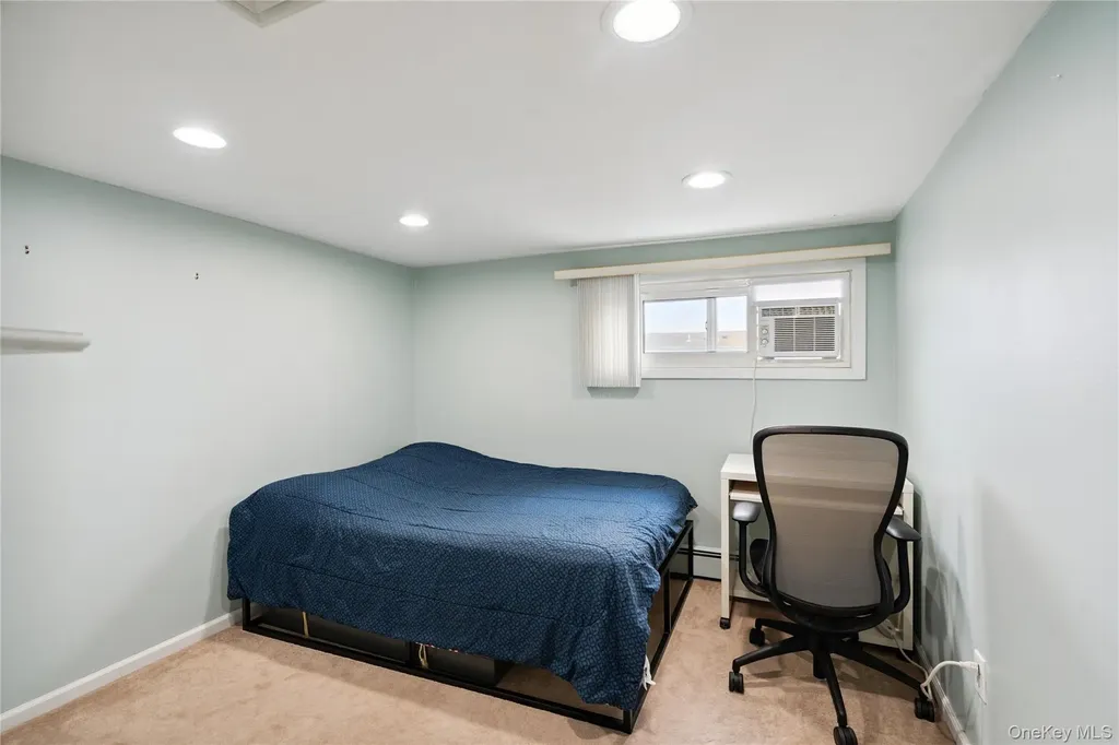 11 Sunrise Street Plainview NY 11803