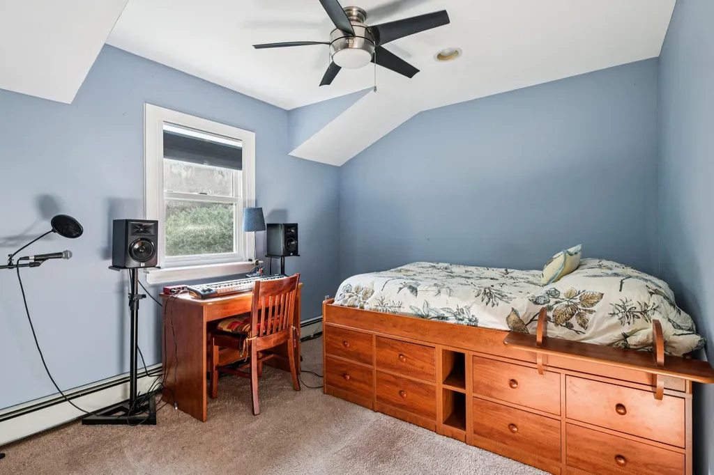 11 Kim Avenue Smithtown NY 11787