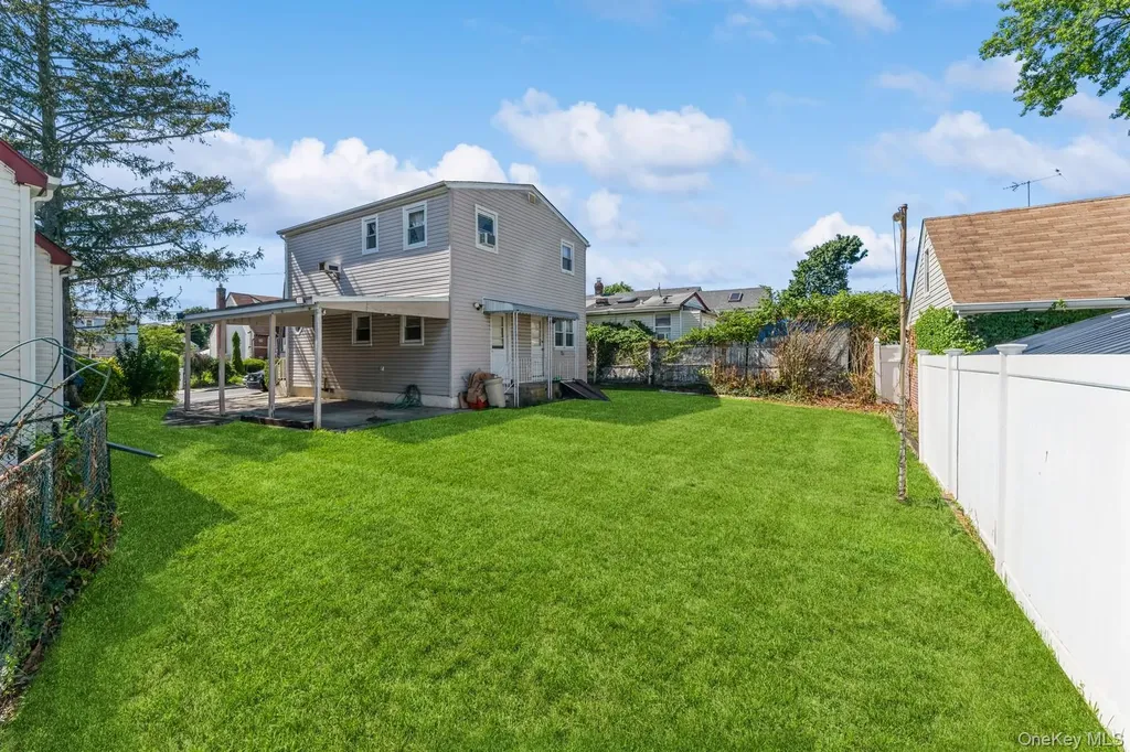 220 Elzey Avenue Elmont NY 11003