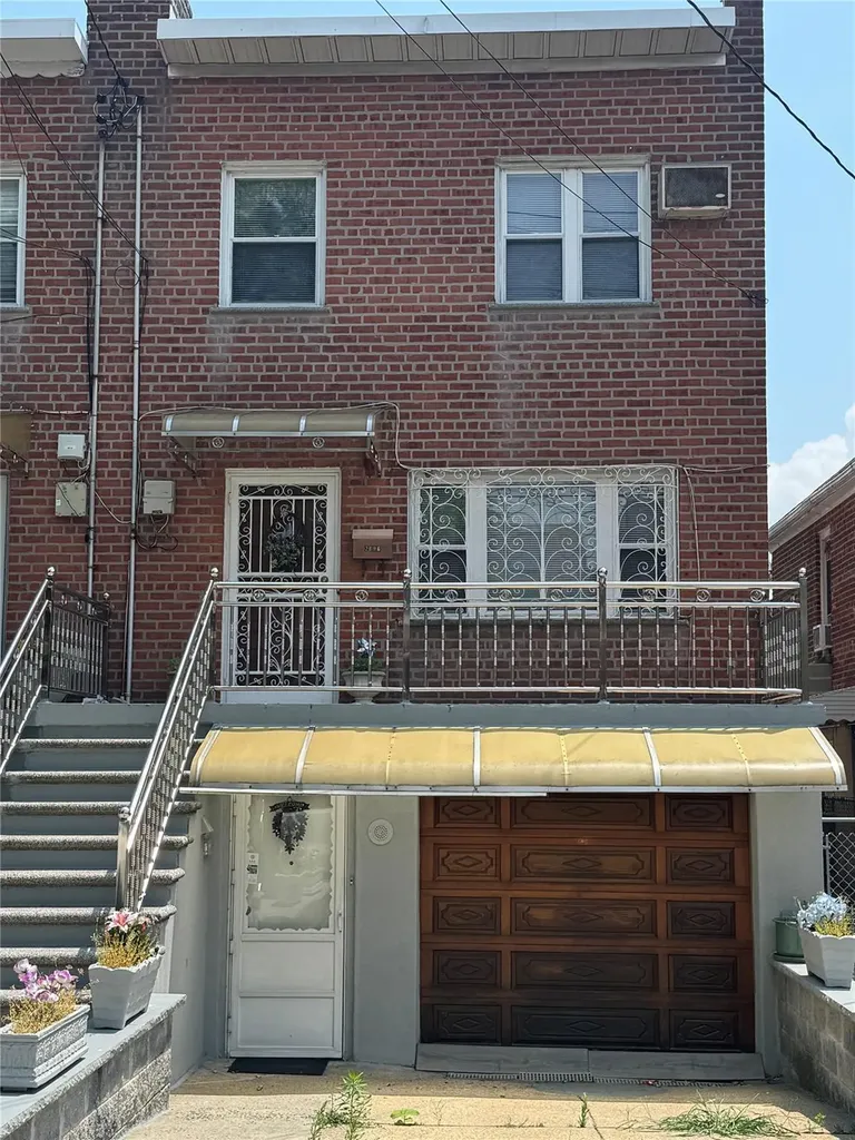 2896 Coddington Avenue Bronx NY 10461