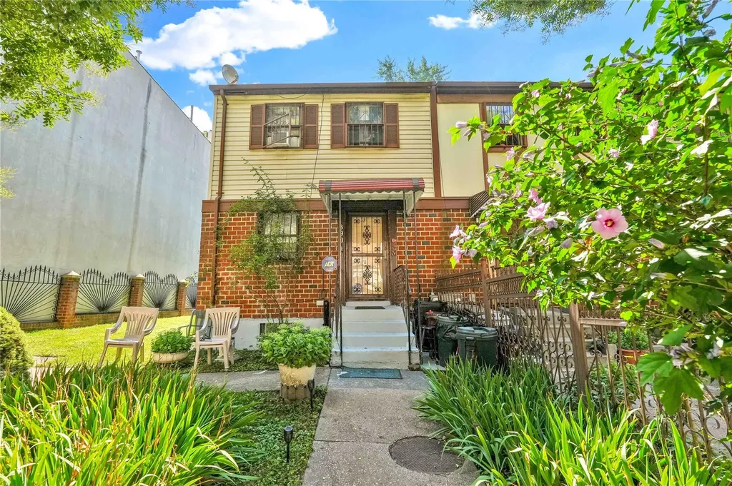 690 Saint Anns Avenue Bronx NY 10455