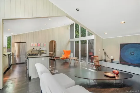 487 Tarpon Walk Fire Island Pines NY 11782