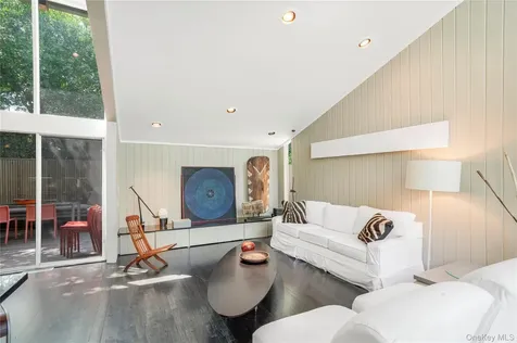 487 Tarpon Walk Fire Island Pines NY 11782