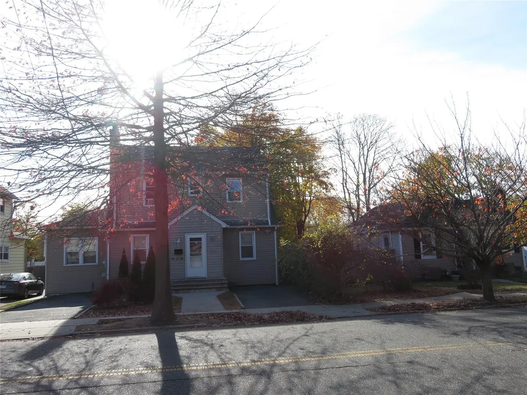 356 Brook Avenue Bay Shore NY 11706