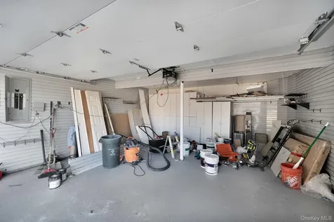 3058 Susan Road Bellmore NY 11710