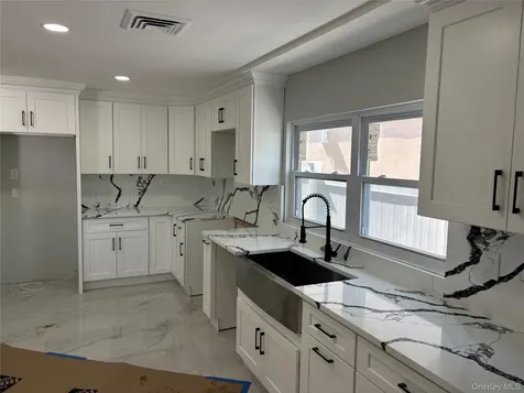 3058 Susan Road Bellmore NY 11710