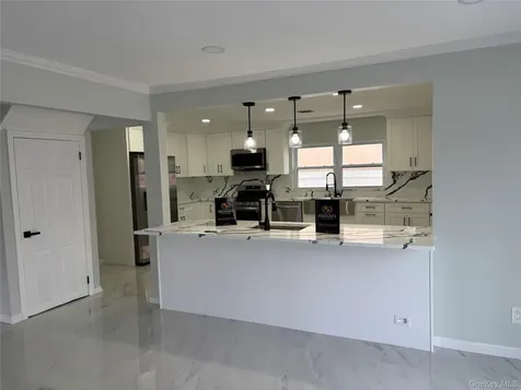 3058 Susan Road Bellmore NY 11710