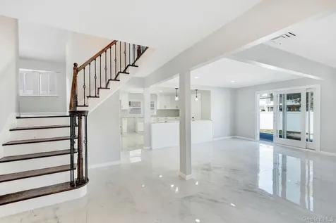 3058 Susan Road Bellmore NY 11710