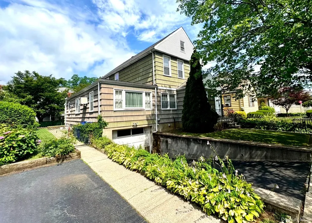 113 Clunie Avenue Yonkers NY 10703