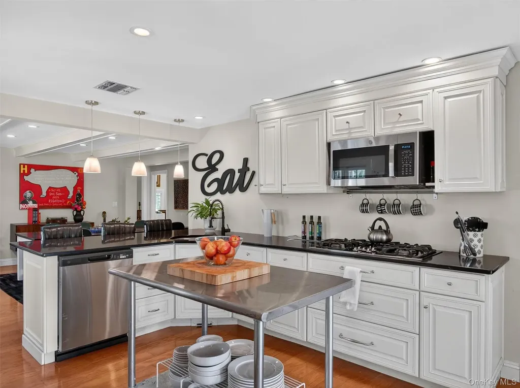519 Haverstraw Road Suffern NY 10901