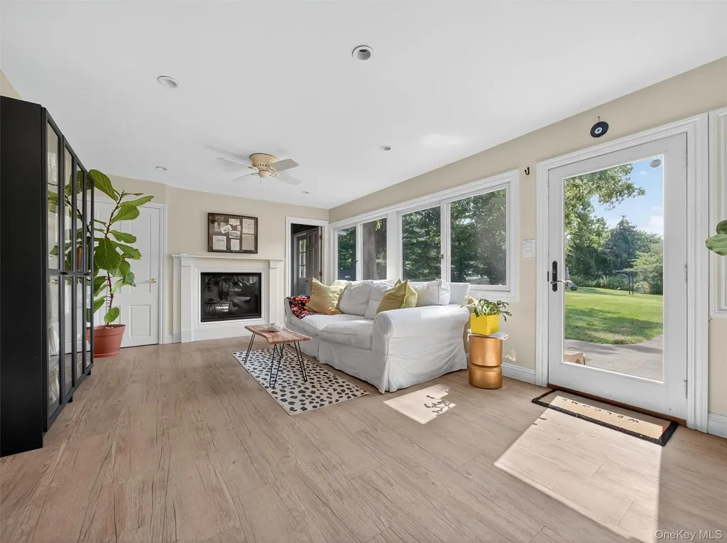 519 Haverstraw Road Suffern NY 10901