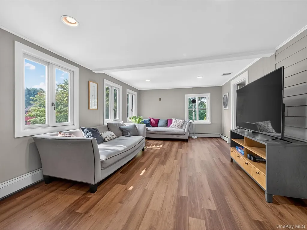 519 Haverstraw Road Suffern NY 10901