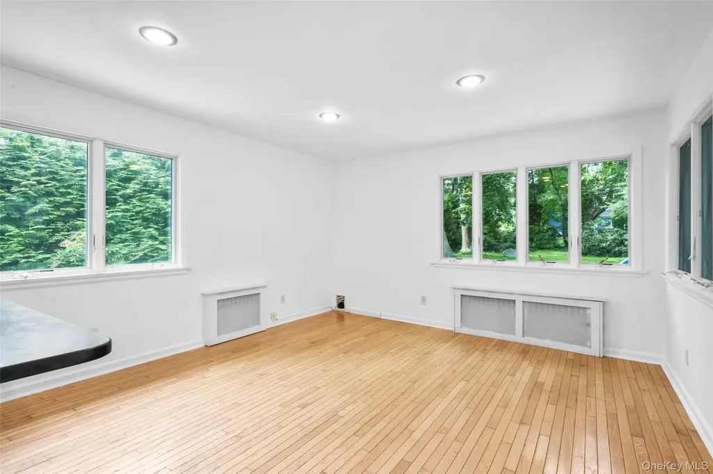 721 Forest Avenue Mamaroneck NY 10543