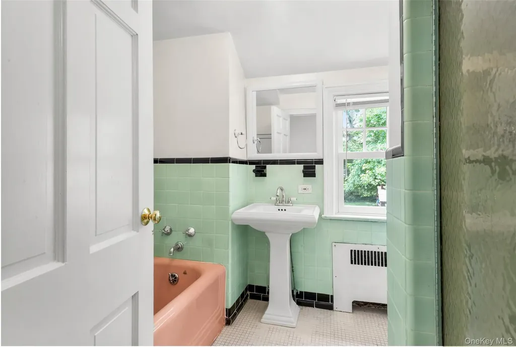 721 Forest Avenue Mamaroneck NY 10543