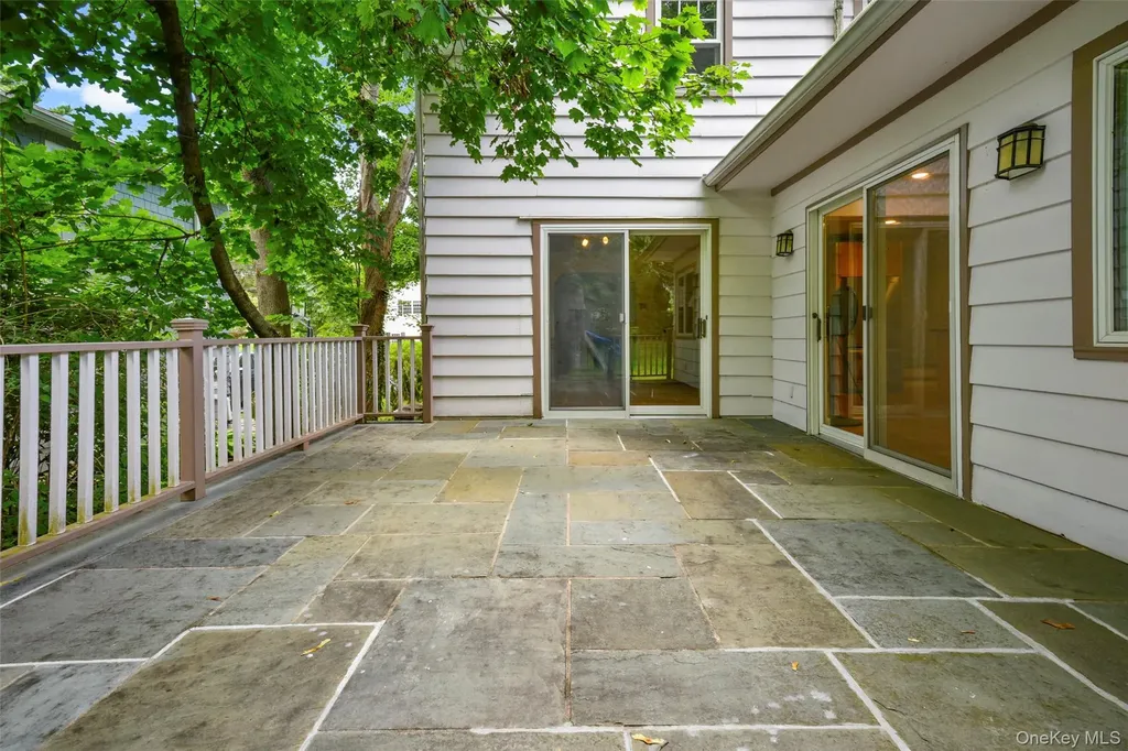 721 Forest Avenue Mamaroneck NY 10543