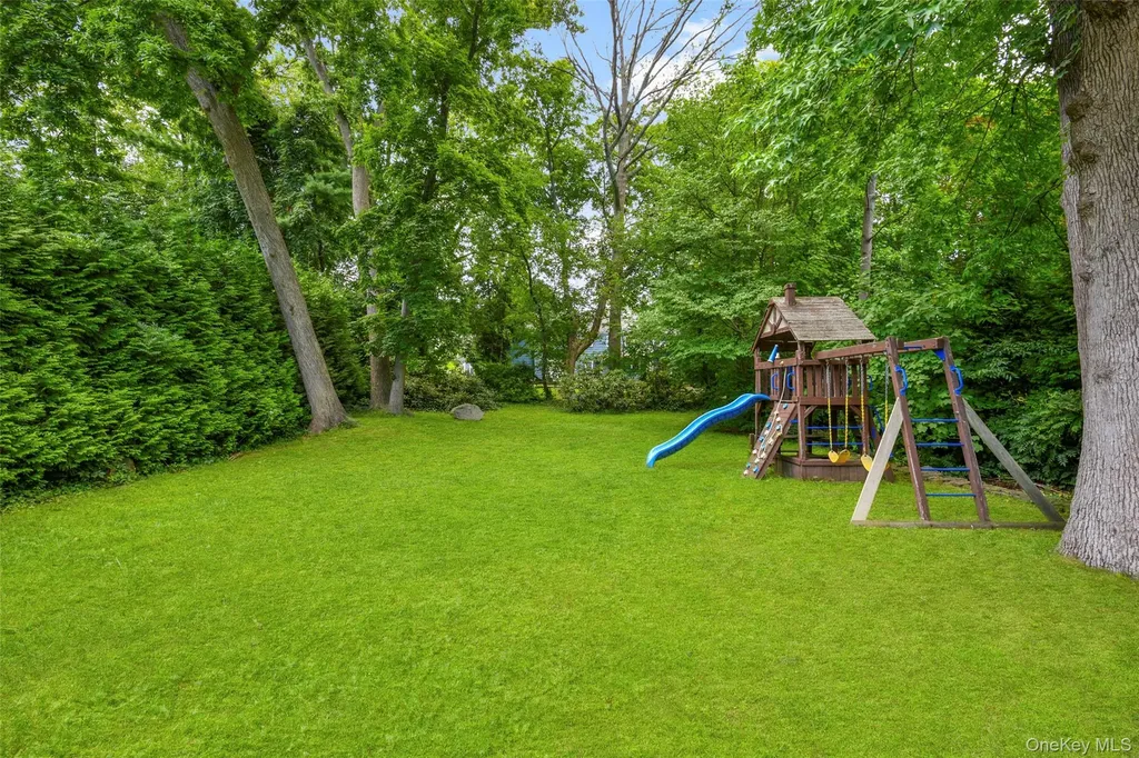 721 Forest Avenue Mamaroneck NY 10543