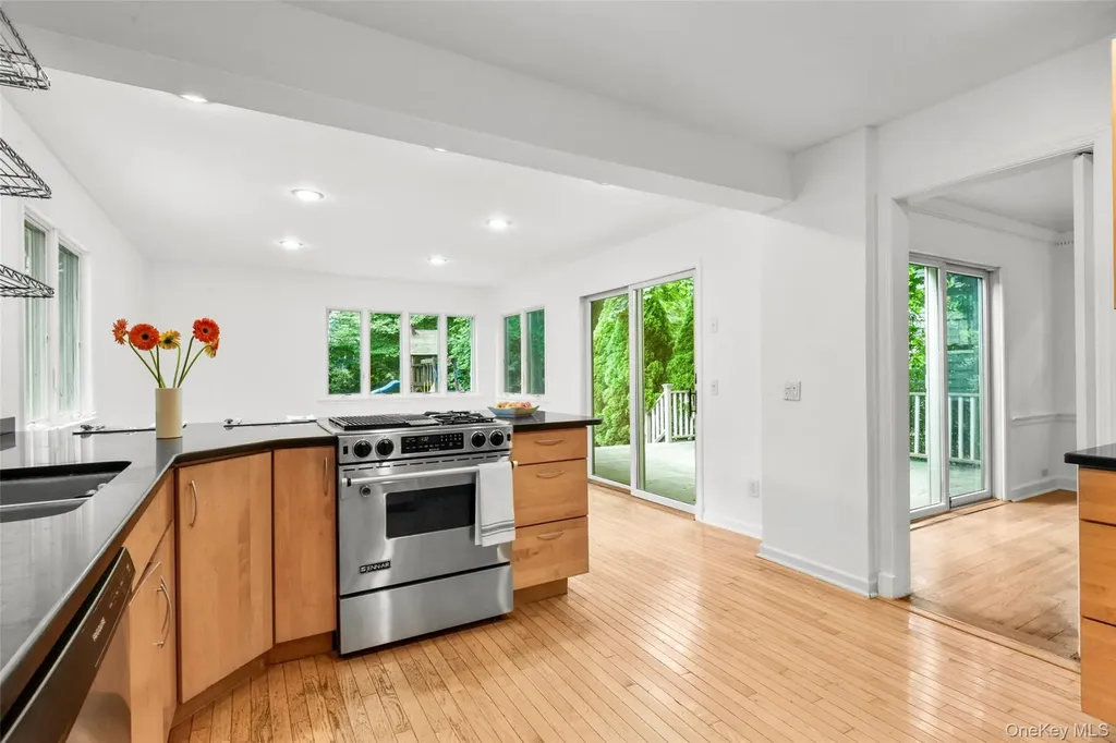 721 Forest Avenue Mamaroneck NY 10543