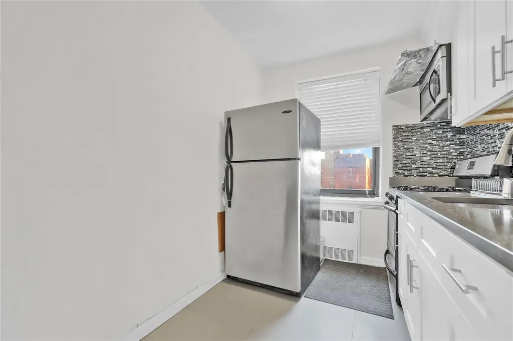 139-09 28th Road Flushing NY 11354