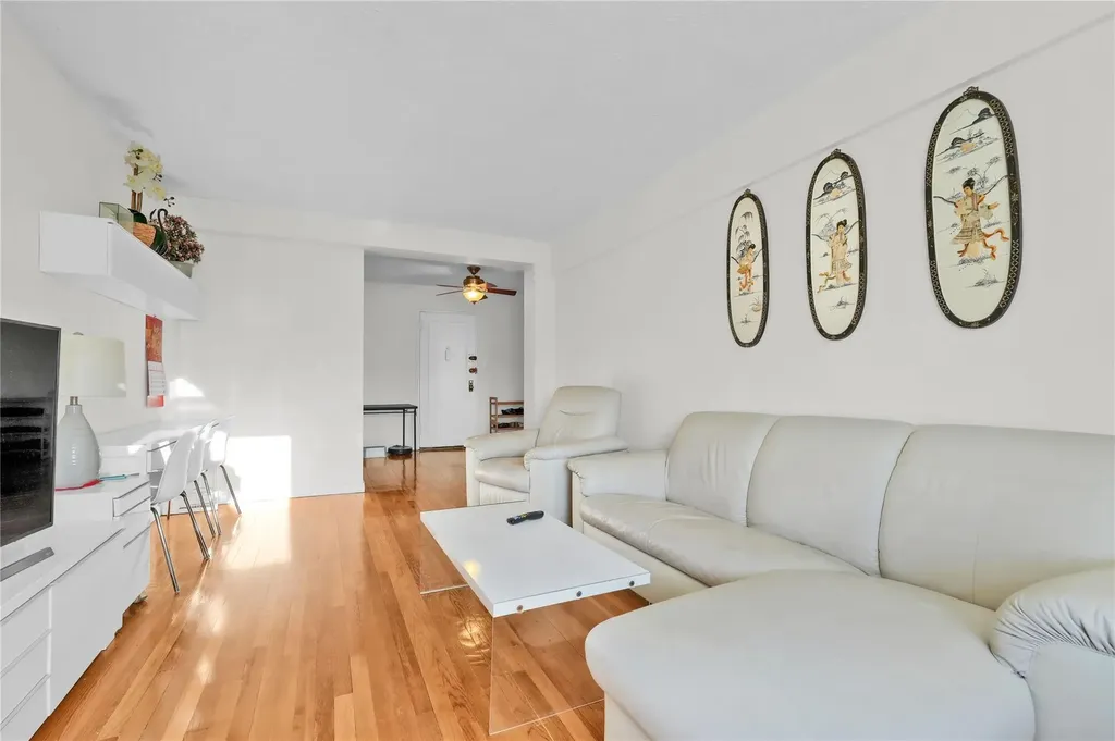 139-09 28th Road Flushing NY 11354