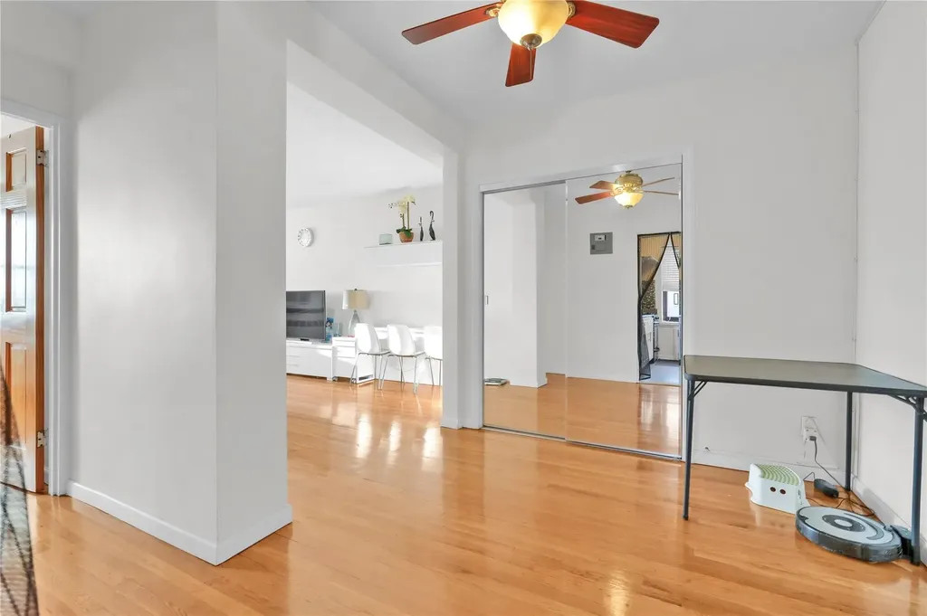 139-09 28th Road Flushing NY 11354