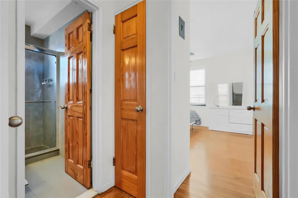 139-09 28th Road Flushing NY 11354