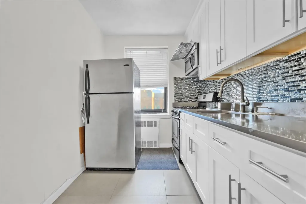 139-09 28th Road Flushing NY 11354