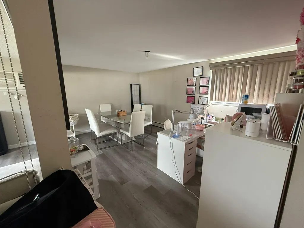 21 Eagle Street Selden NY 11784