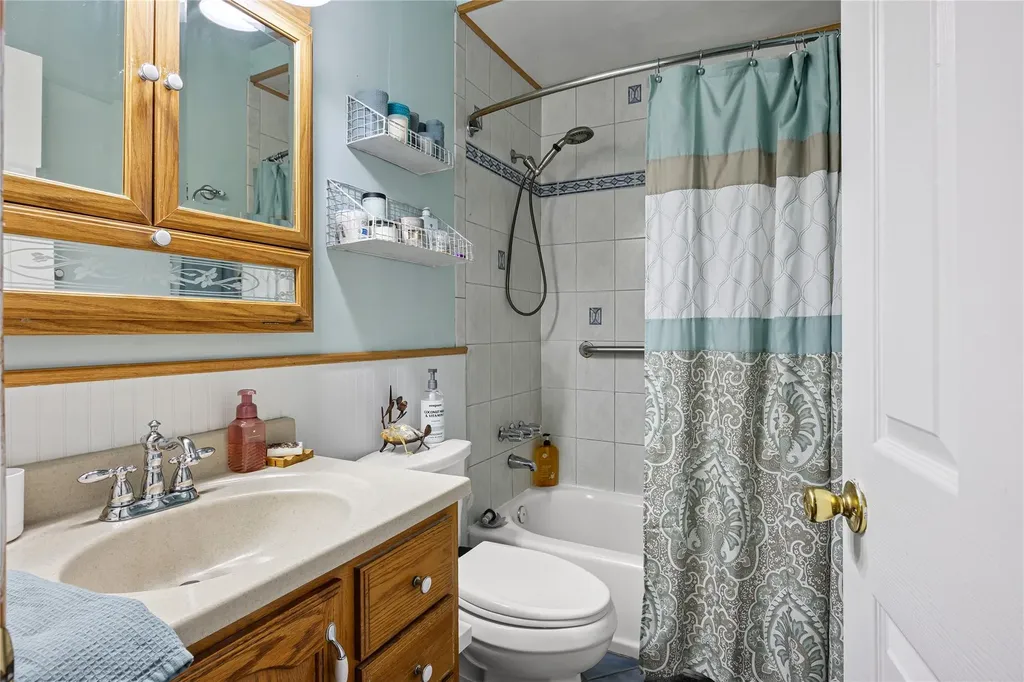 29 King Road Rocky Point NY 11778