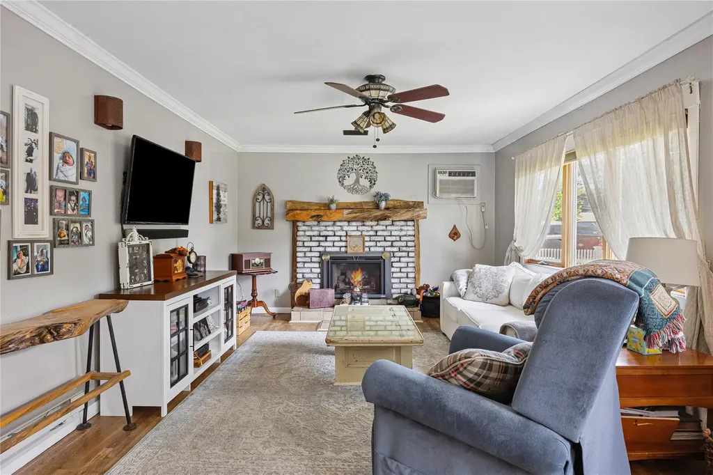 29 King Road Rocky Point NY 11778