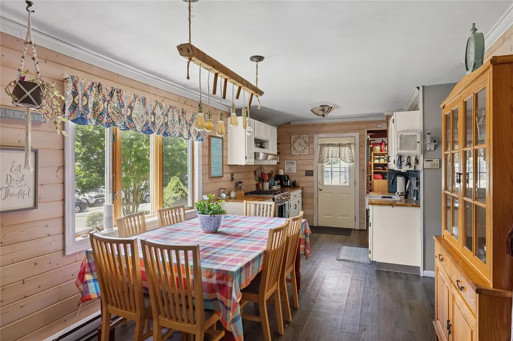 29 King Road Rocky Point NY 11778